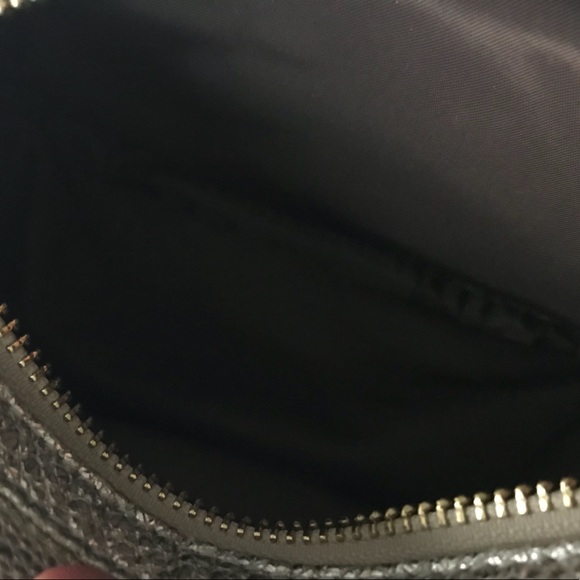 Tory Burch Gold Metallic Reva Women's Cosmetics/Jewelry Bag - Picture 7 of 7